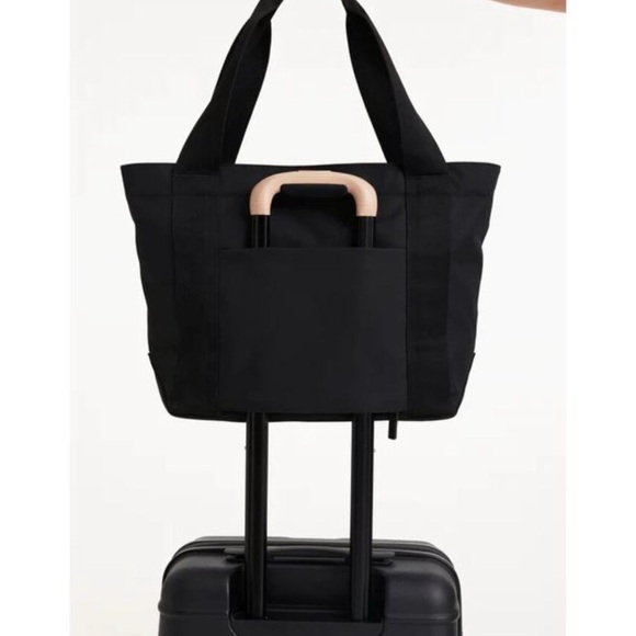 Beis Black Tote Bag - Free Accessory - Picture 4 of 12